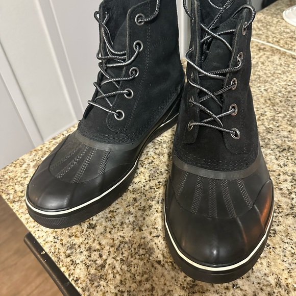 Sorel Other - SOREL MEN'S size 9 Waterproof MADSON™ II FIELD BOOTs